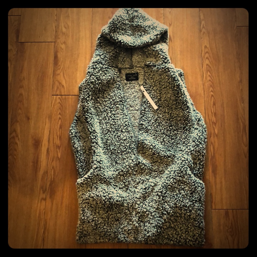 NWT Love Tree Faux Fur vest